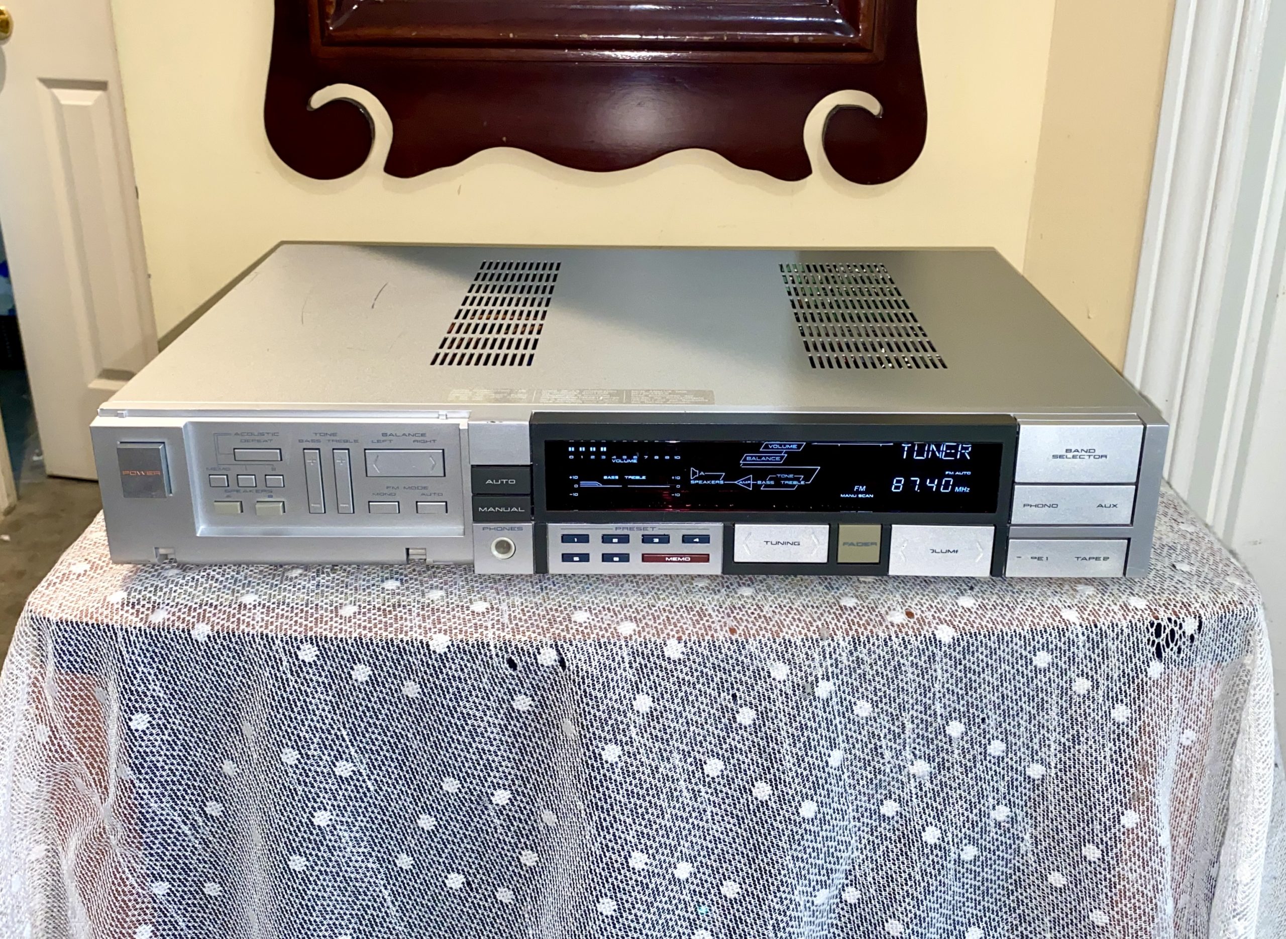 Akai Stereo Receiver AA-R22 Akai AM/FM Computer Controlled 30 WPC Stereo Receiver AA-R22 - Image 1