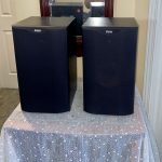 Classic B&W Bookshelf Speakers DM601 - Image 5