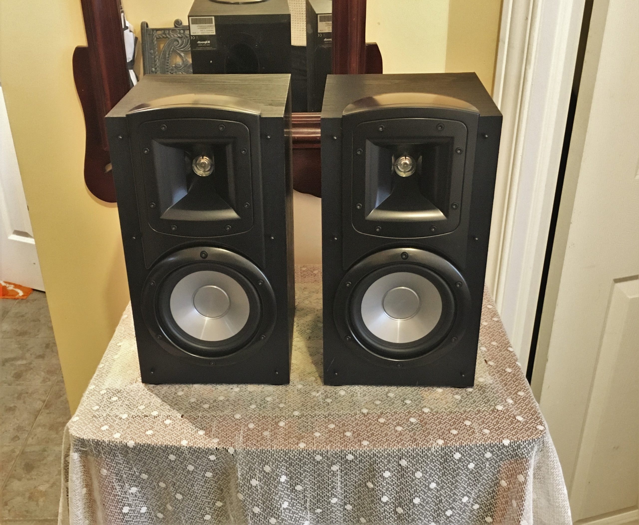 Klipsch SYNERGY B-20 1 Highly Efficient Klipsch Bookshelf Speakers SYNERGY B-20 - Image 1