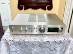 Vintage Silver Face Realistic Receiver with Phono STA-720