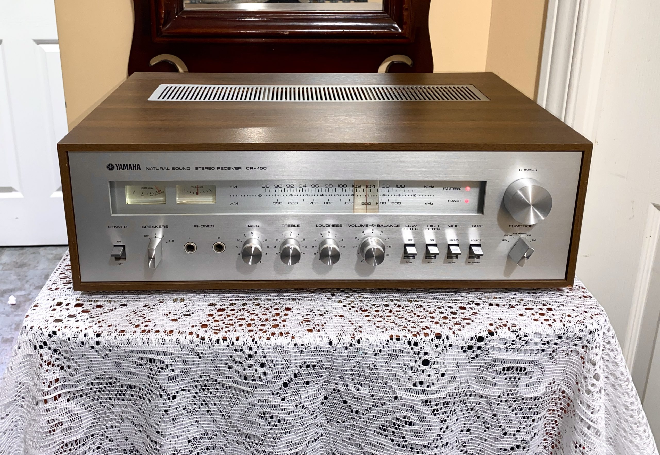 Yamaha CR-450 1 Yamaha 32 WPC Natural Sound Stereo Receiver CR-450 - Image 1