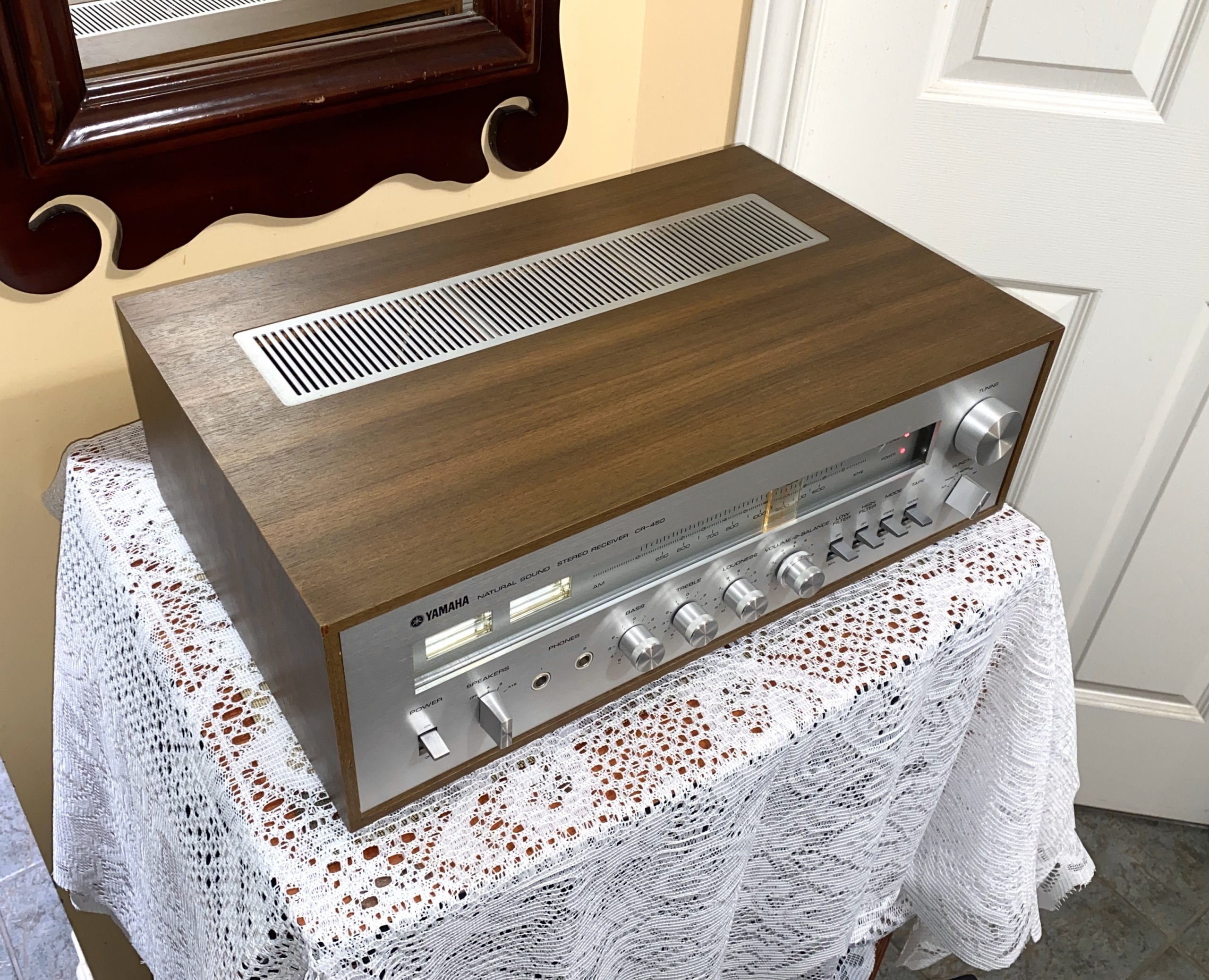 Yamaha 32 WPC Natural Sound Stereo Receiver CR-450 - Radique Inc