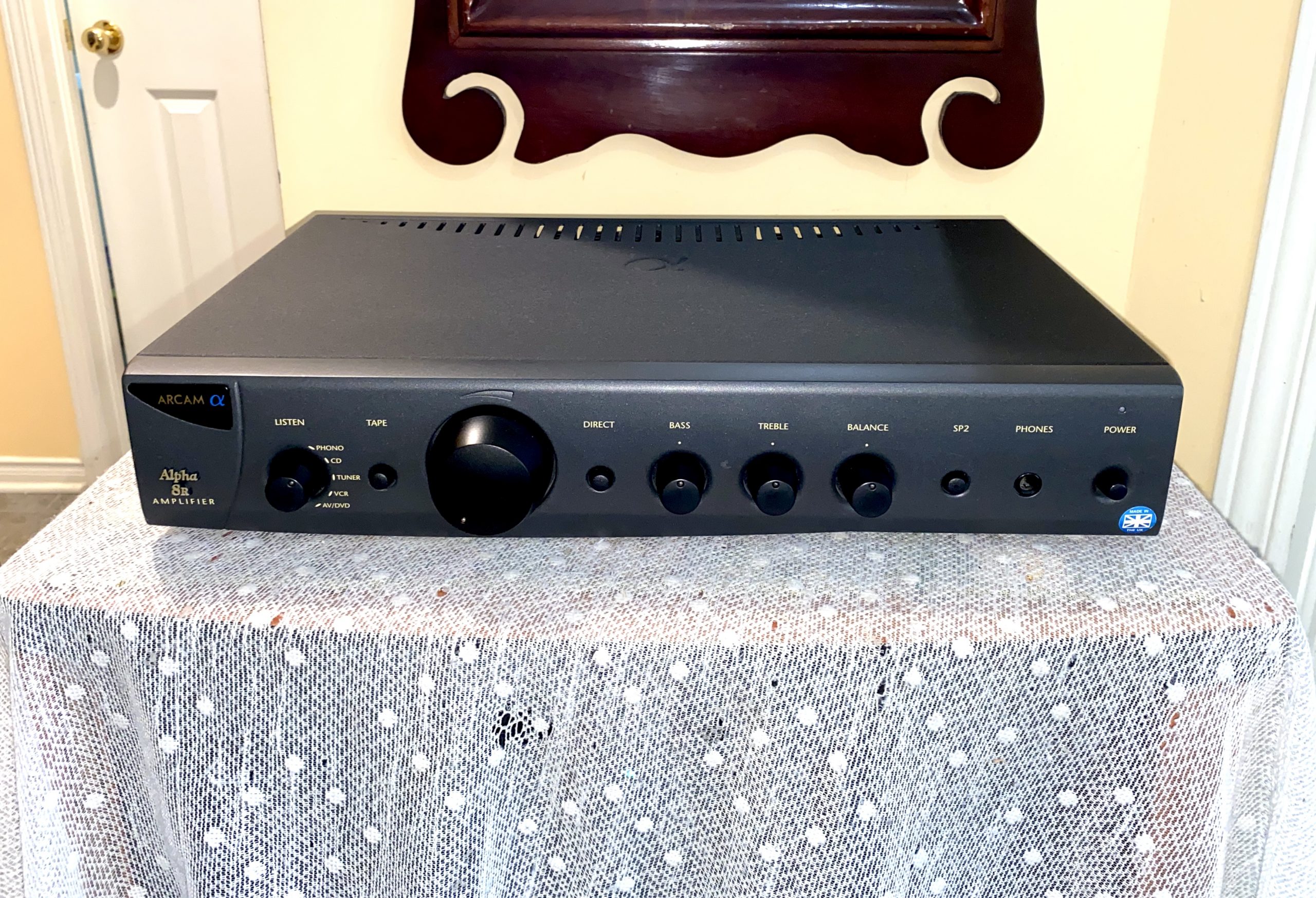 Arcam Alpha 8R 1 Elegant Arcam 50 WPC Integrated Amplifier, Made in UK Alpha 8R - Image 1