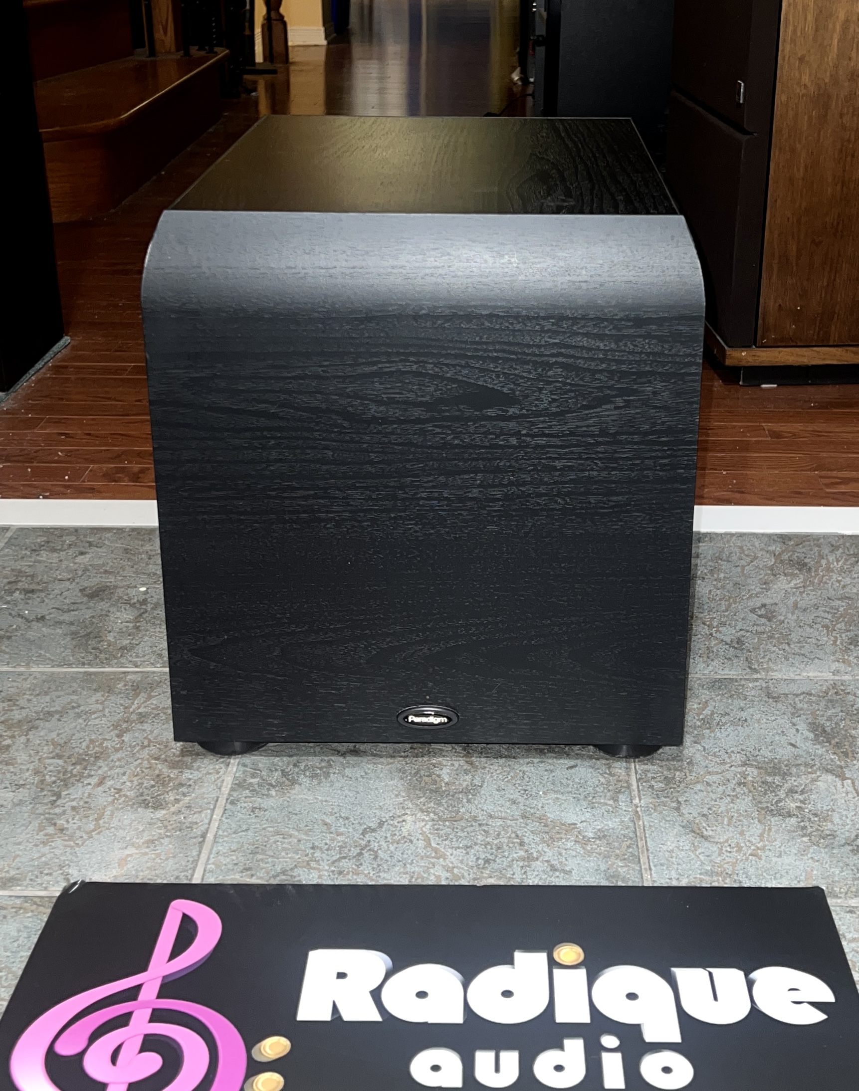 Paradigm PS-1000 v4 Subwoofer - 750 Wt Peak - Made in Canada