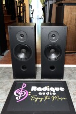 Award-Winning PSB 500 Bookshelf Speakers – Made in Canada
