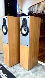 Attractive Dahlquist 2-Way Tower Speakers in Light Cherry QX8 - Image 3