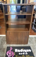 Stereo Cabinet in Good Condition, Walnut Finish - Image 4