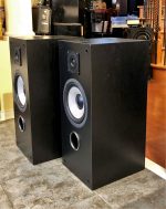 Canadian "Thunder Series" Vivid Audio Bookshelf Speakers TX 680 - Image 3