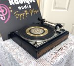 Compact 1974 3-speed Idler Drive Dual Turntable 1214 - Image 4