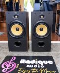 Impressive B&W Bookshelf Speakers in Cherry Finish DM602