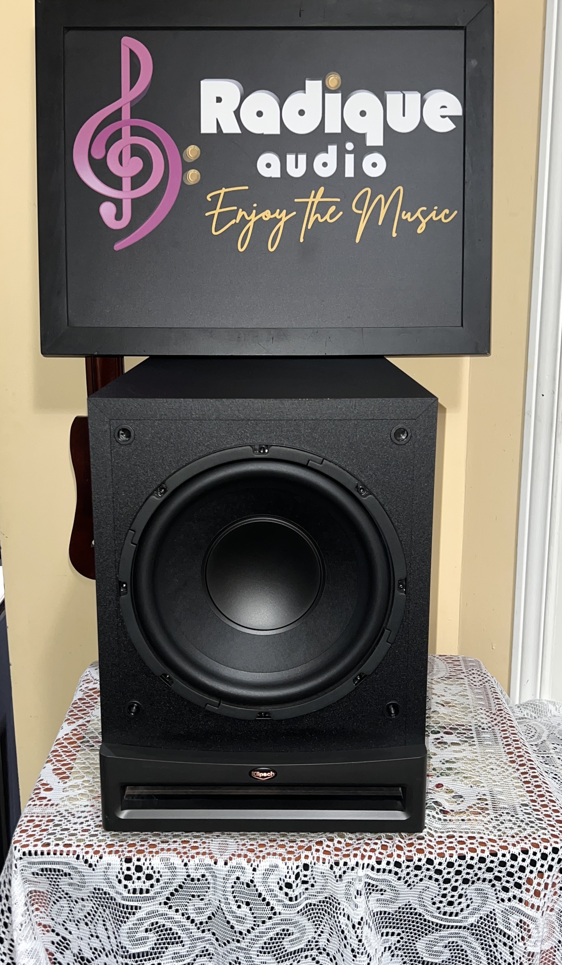 Klipsch RPW-10 aug 2026 1 Klipsch RPW-10 10 Powered Subwoofer — 420W Peak, BASH Amp - Image 1