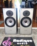 Large, Classic Paradigm Bookshelf Speakers 3SE MKIII