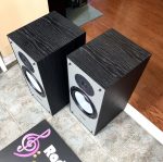 Large, Classic Paradigm Bookshelf Speakers 3SE MKIII - Image 4