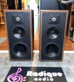 Lovely Vintage 3-Way Polk Audio Bookshelf Speakers 5B