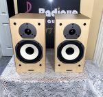 Tannoy Mercury Bookshelf Speakers in Light Maple Mercury mx2