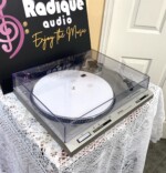 Technics Direct Drive Semi-Auto Turntable SL-D202 - Image 4