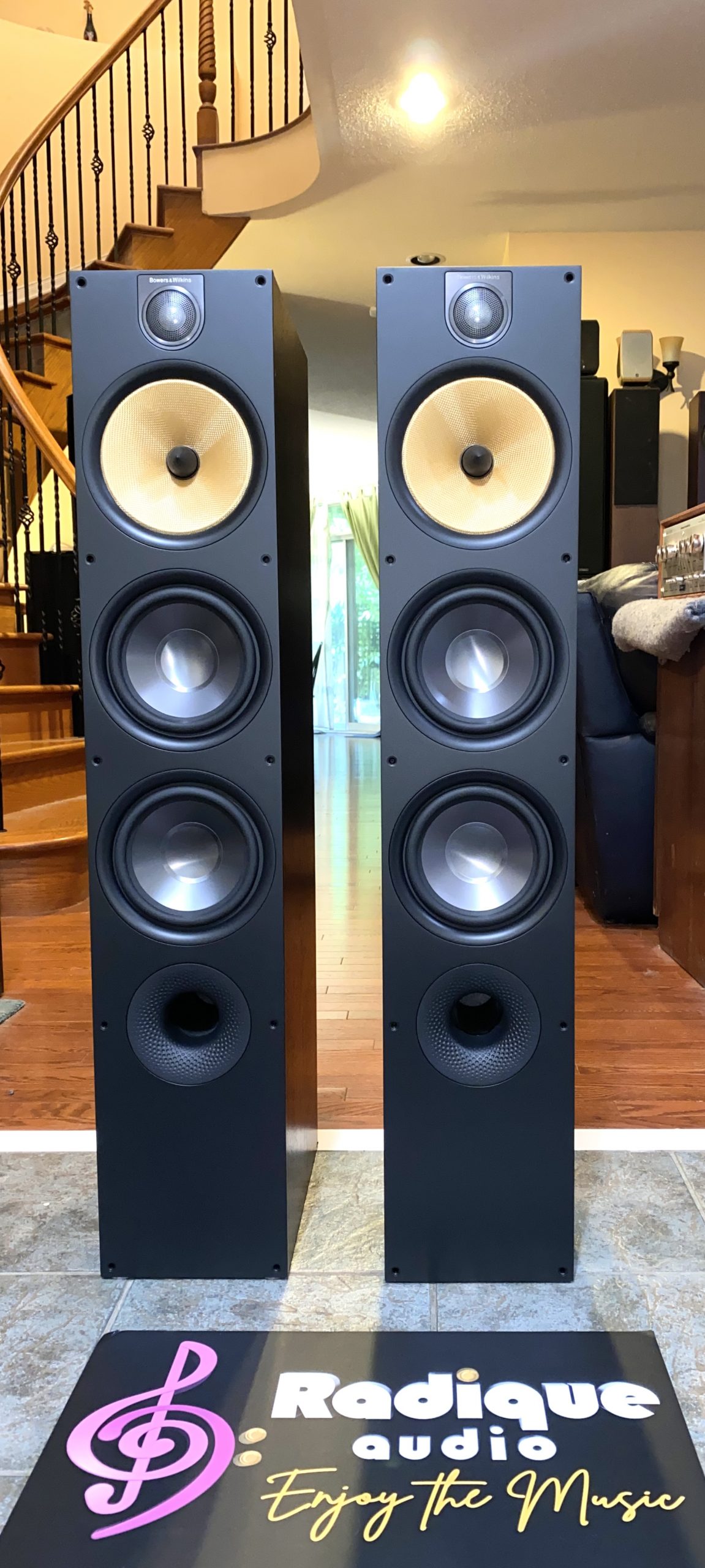Bowers & Wilkins 4 Driver - 3-Way Tower Speakers 683 S2 - Radique Inc