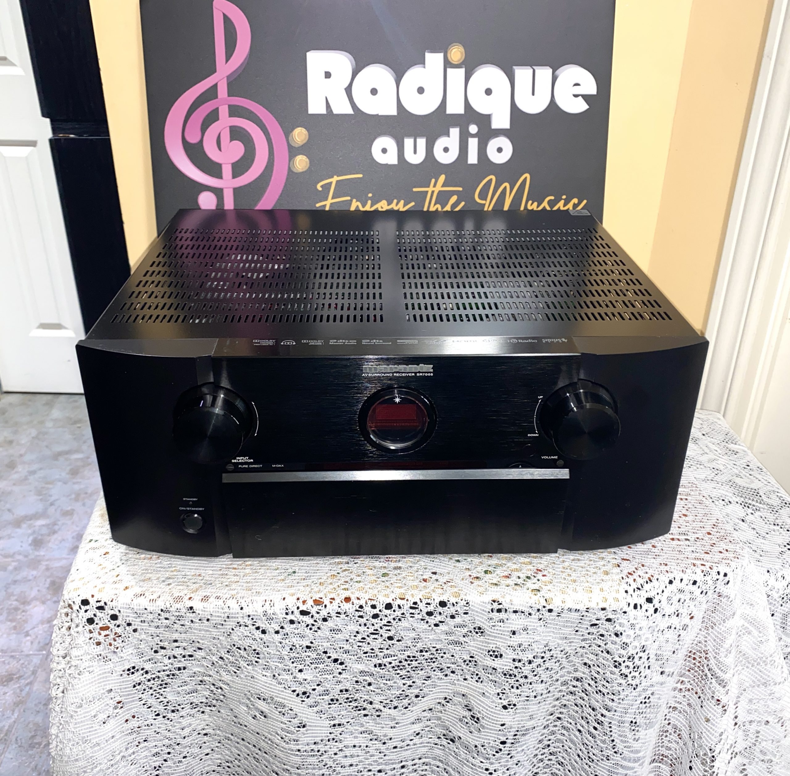 Marantz SR7005 7.2 125 WPC AVR - 3 Zone, Phono, 6 x HDMI - Radique Inc