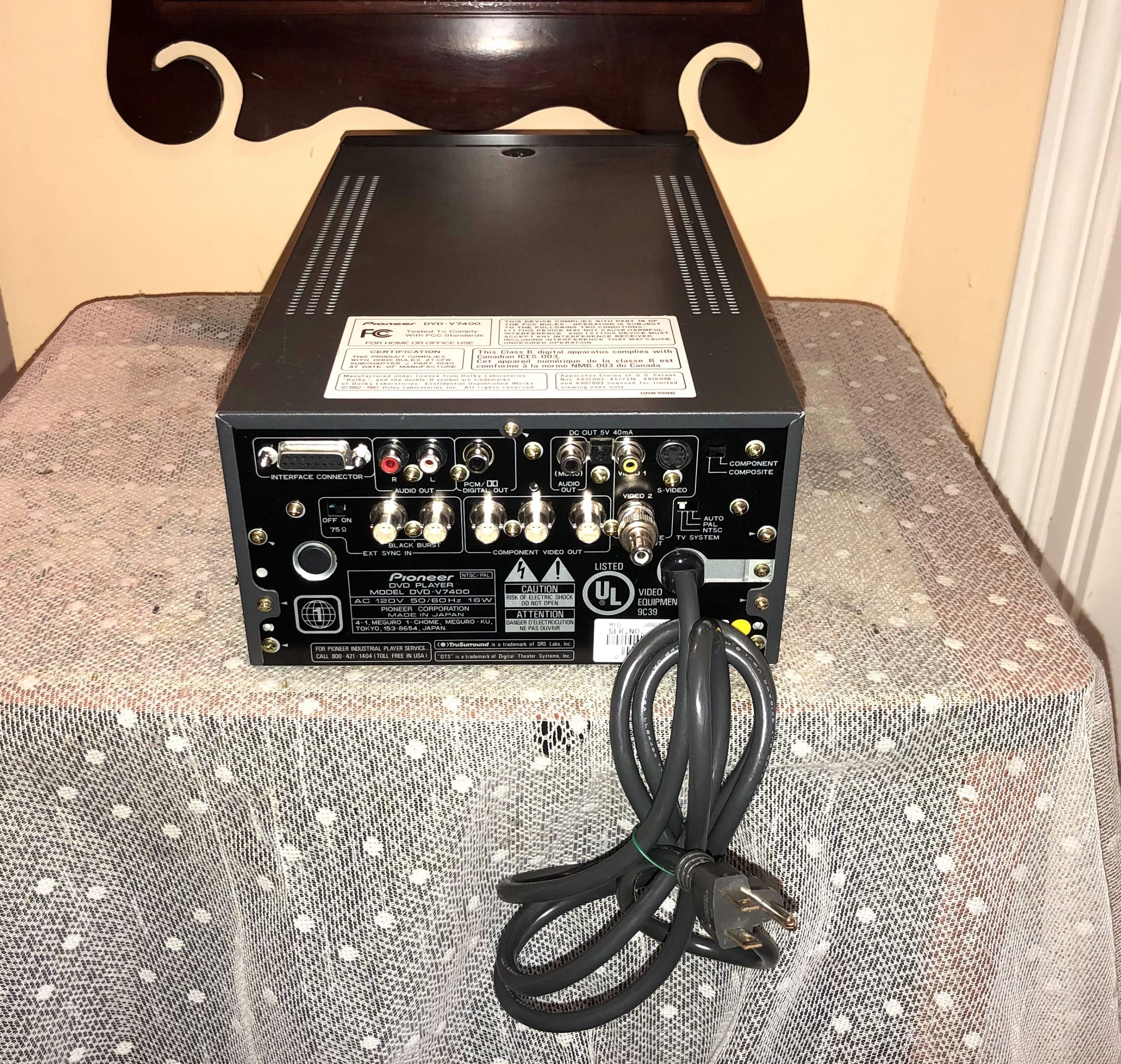 DVD 4点 Pioneer Industrial DVD/CD Player – Excellent for CD DVD-V7400
