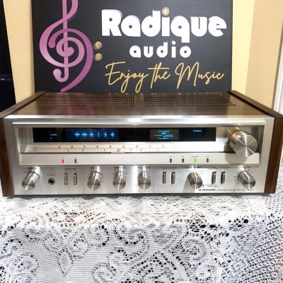 Pioneer SX-3600 vintage stereo receiver with walnut veneer side panels — Radique Audio