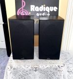 Very Heavy (20lb!) Polk Bookshelf Speakers RT35 - Image 4
