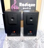 Very Heavy (20lb!) Polk Bookshelf Speakers RT35 - Image 5