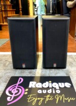 Large Audiophile Bookshelf Speakers from B&W DM610i - Image 5