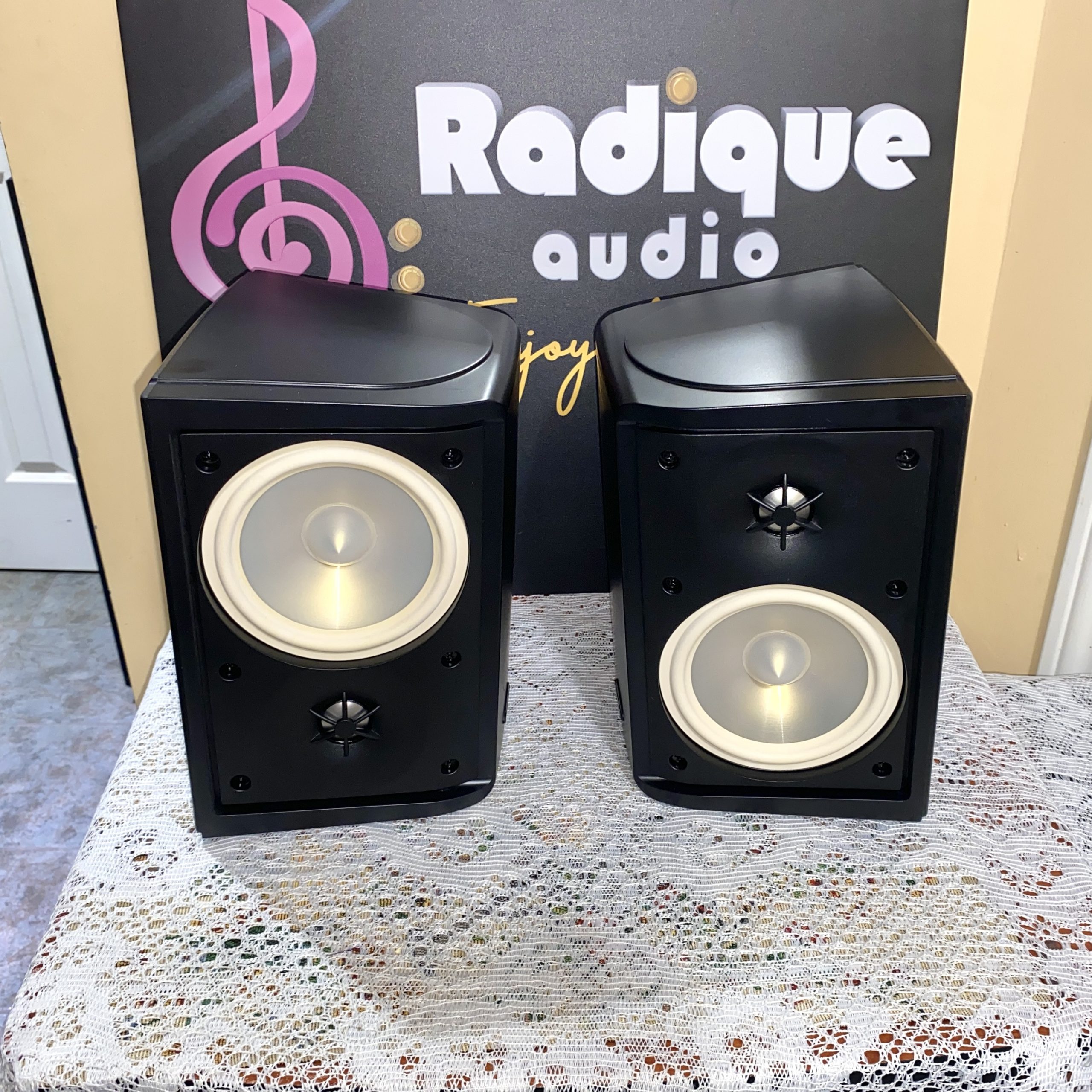 Attractive Paradigm Dipole Speakers Monitor ADP-190 v5