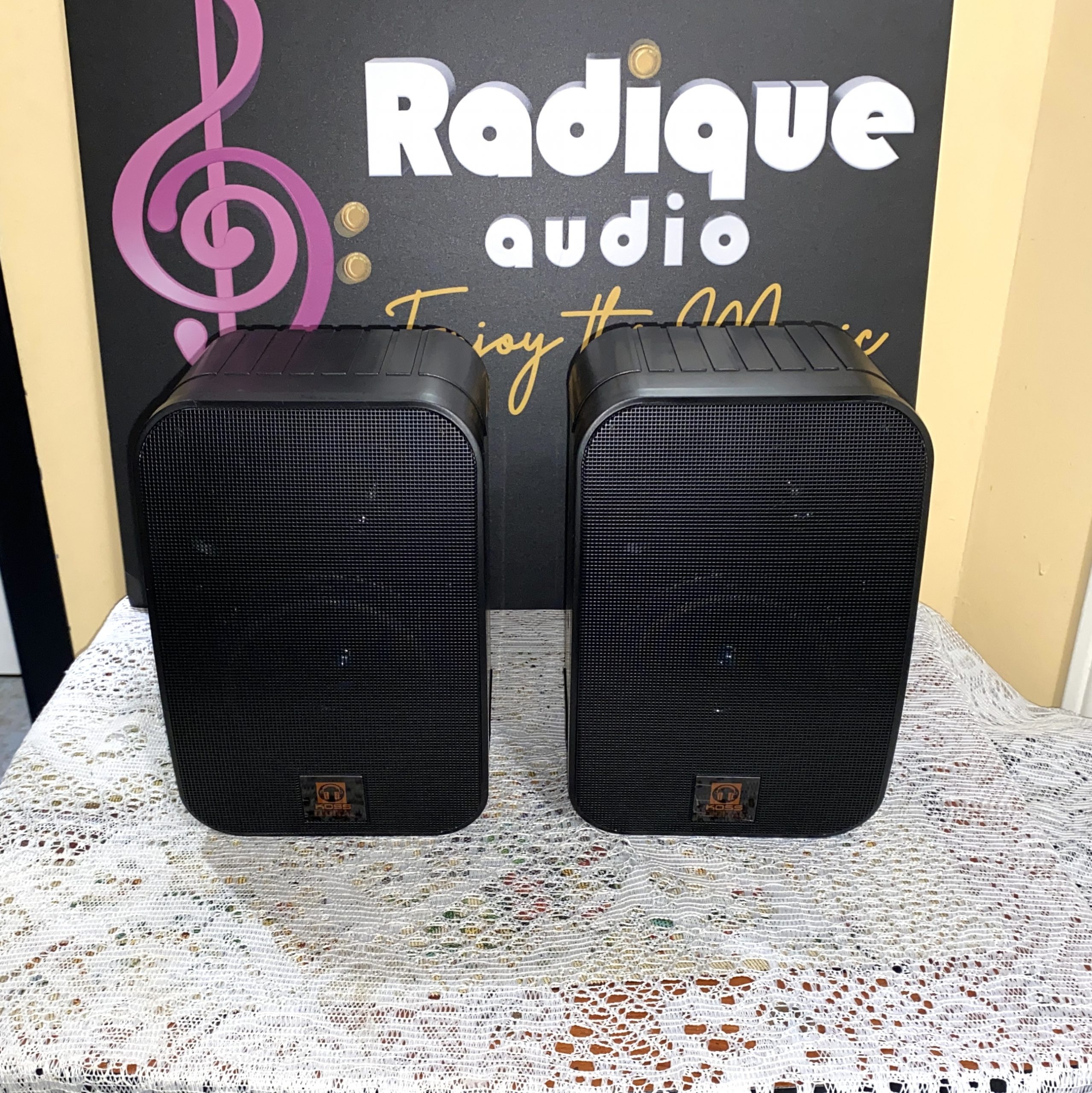 Koss M75 1 Koss M75 Compact Bookshelf Speakers – Like New Condition - Image 1
