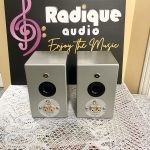 Impressive Monitor Audio Compact Bookshelf Speakers Radius 90 - Image 6