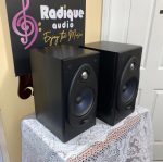 Polk Audio RT35i Bookshelf Speakers in Real Wood Veneer - Image 3