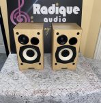Tannoy Mercury mxR Bookshelf Speakers - in Light Maple
