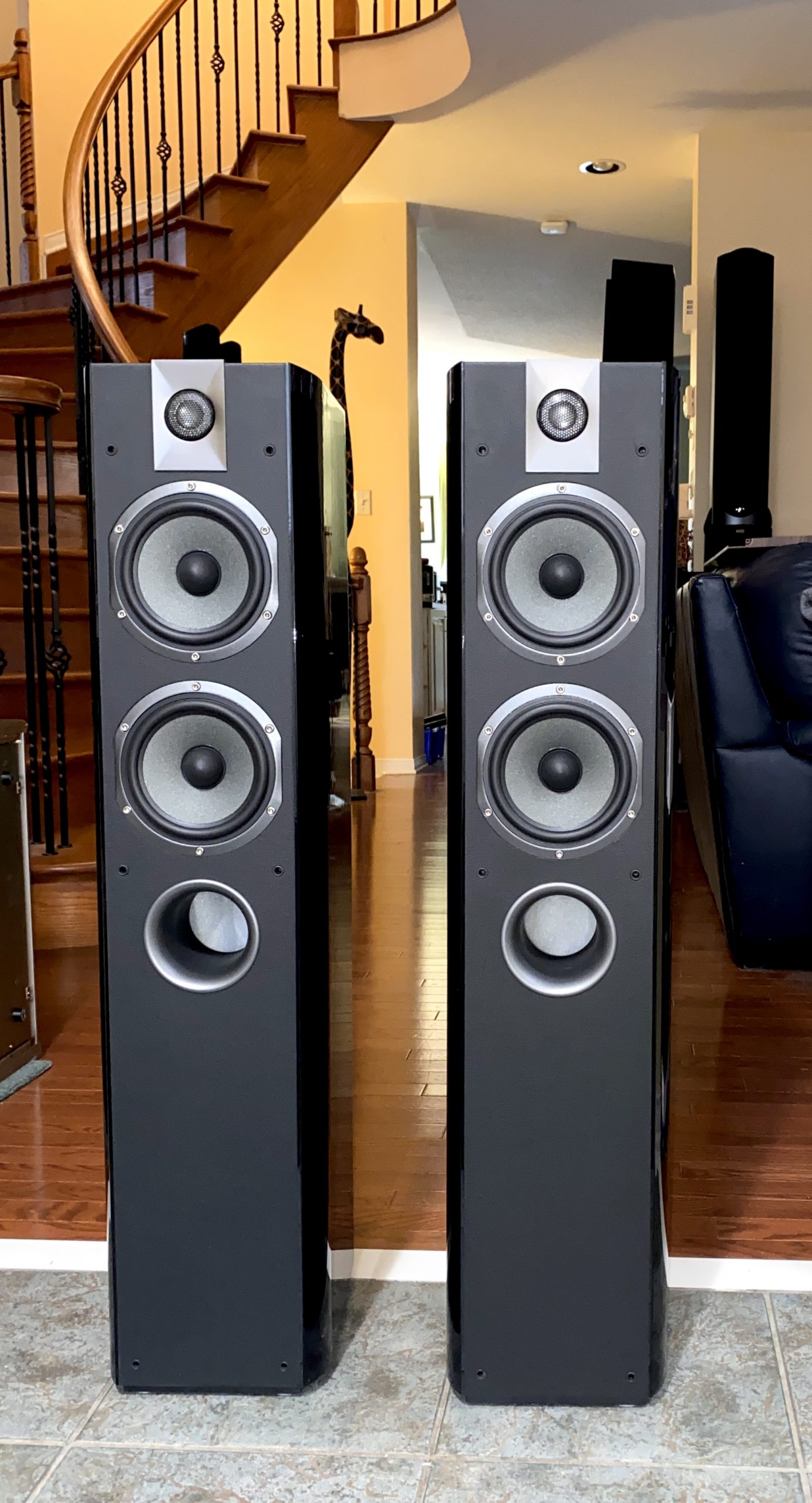Focal Chorus 714 1 Focal Chorus 714 Towers Gorgeous, Award-Winning Made in France - Image 1