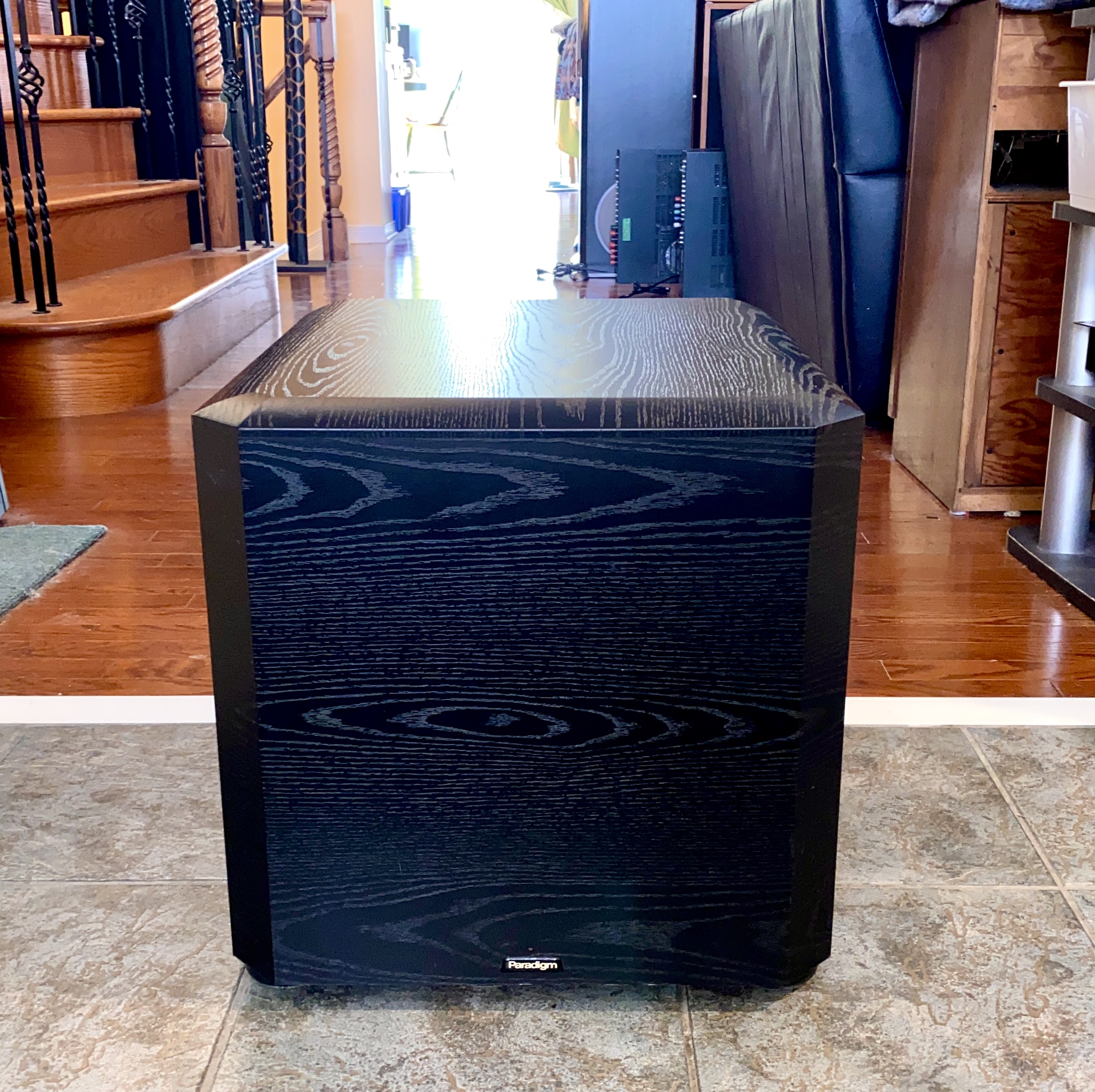 Paradigm PS-1000 v3 Powered Subwoofer - Made in Canada - Radique Inc