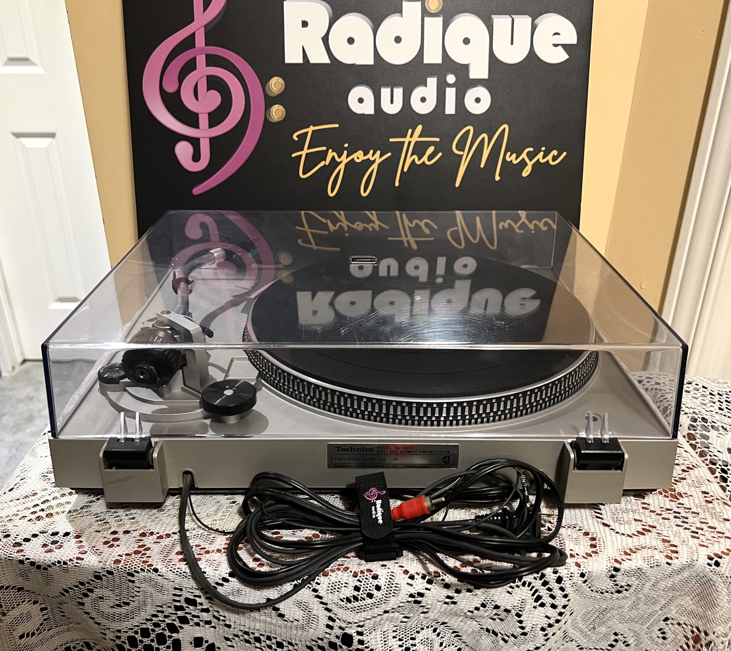 Technics SL-3300 Direct-Drive Turntable - Made in Japan - Radique Inc