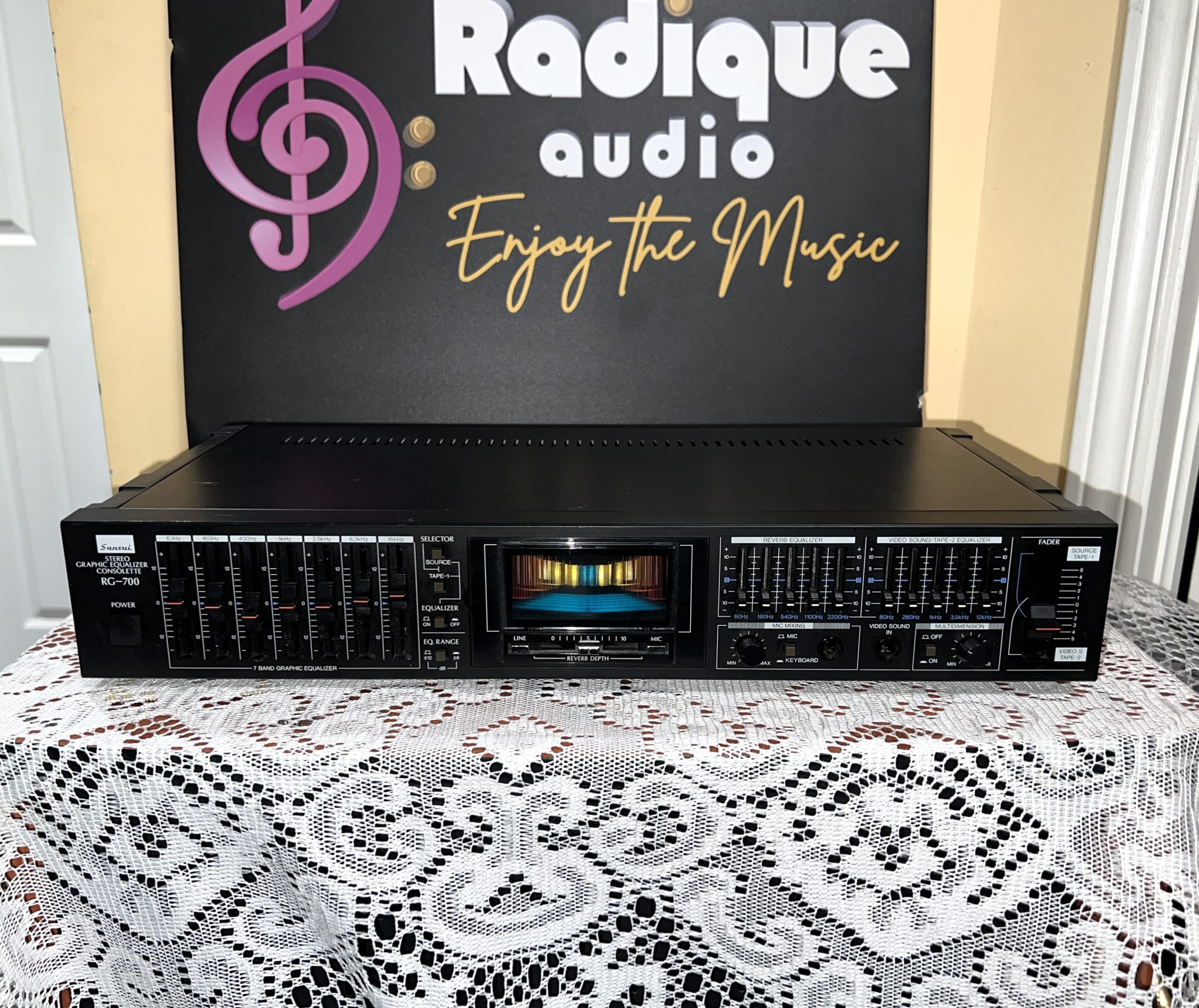 Sansui RG-700 1 Sansui RG-700 Graphic EQ & Reverb, Japan, Gorgeous LED - Image 1