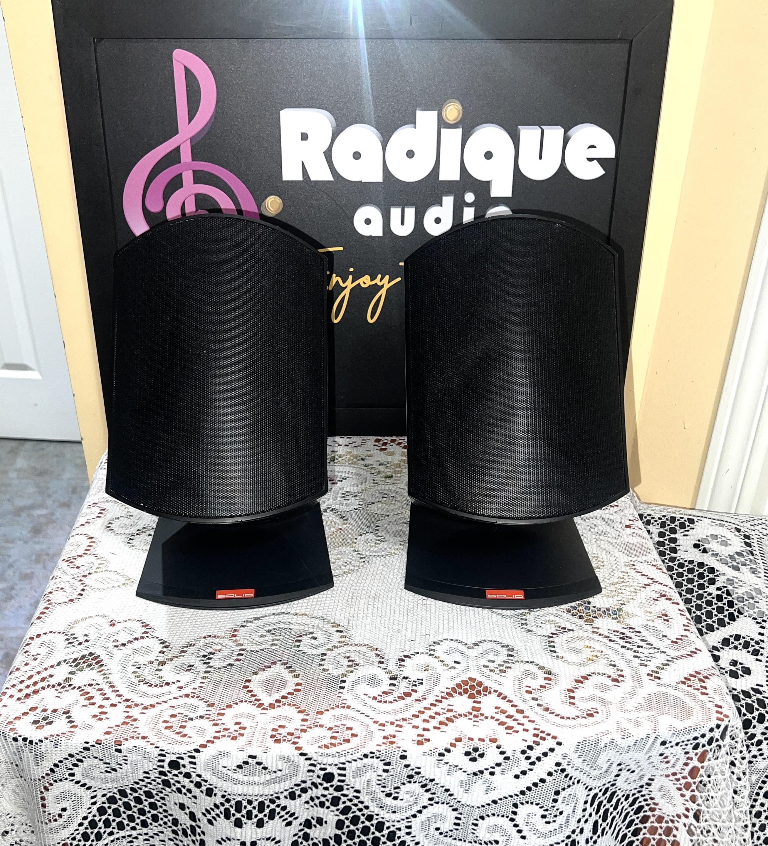 B&W HCM1 21 B&W Solid HCM1 Compact Satellite Speakers with Integrated Stands - Image 1