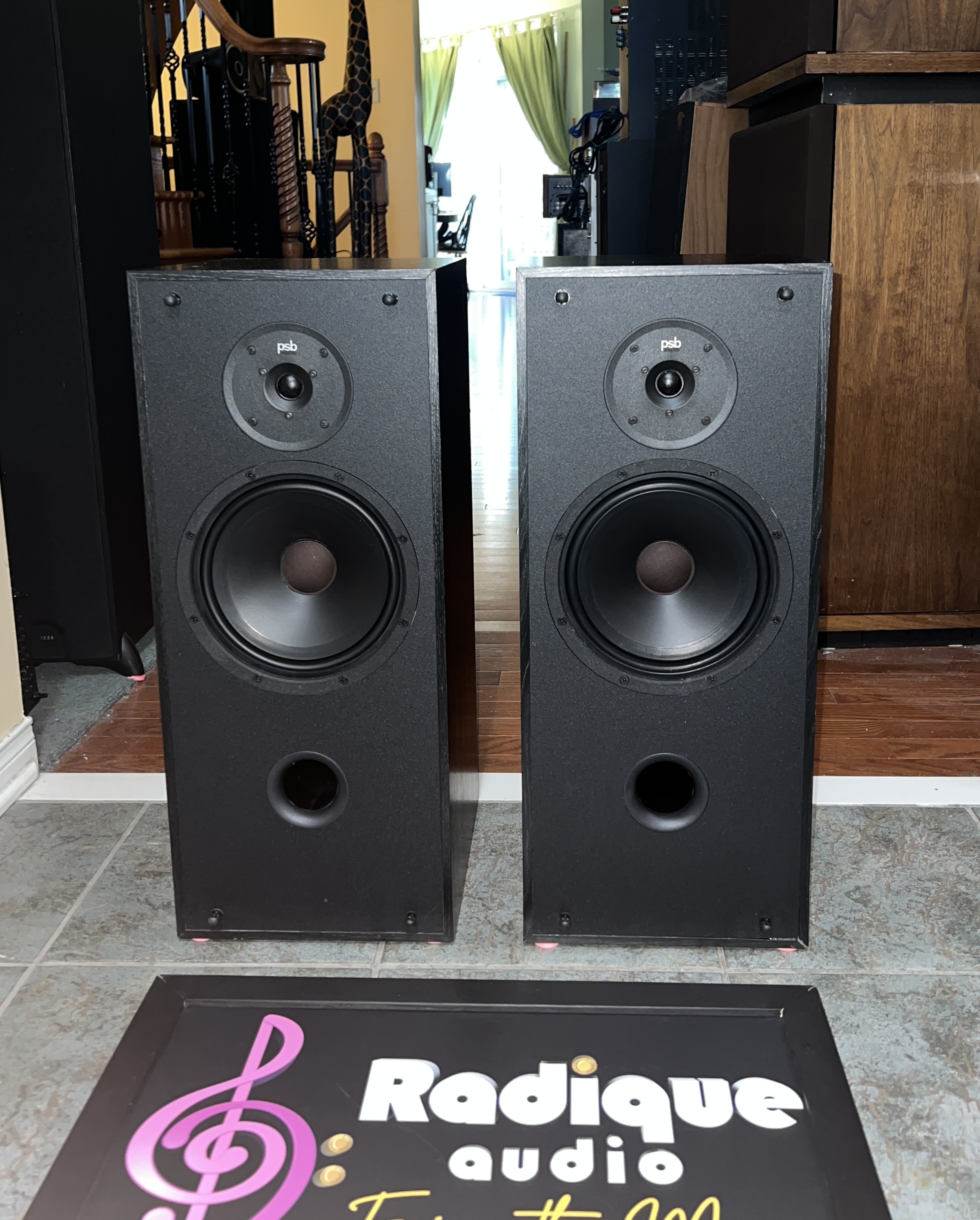 PSB Century 500i 1 Award-Winning PSB Century 500i Bookshelf Speakers — Canada - Image 1