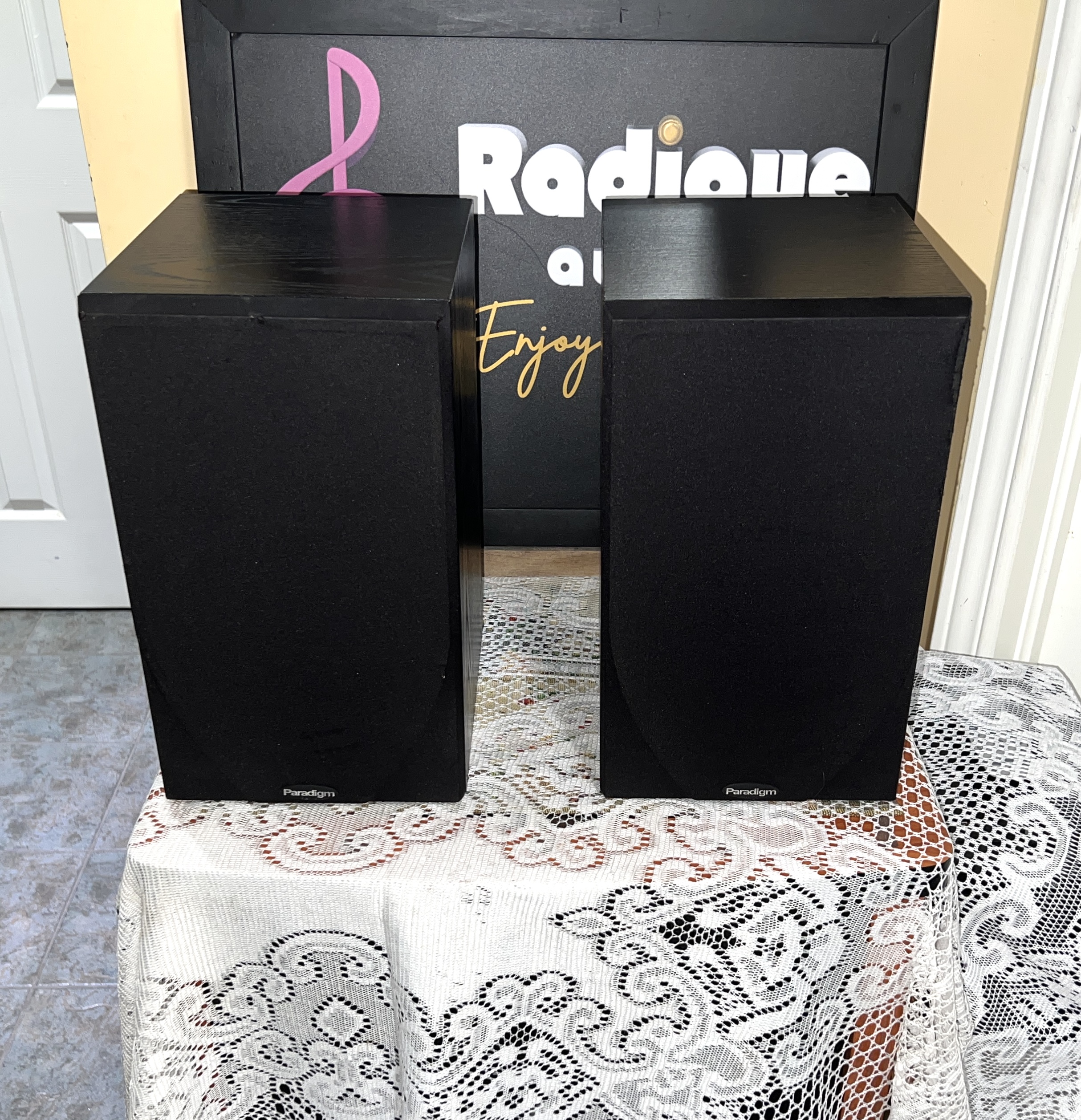 Paradigm Titan v4 june 2026 1 Paradigm Titan v4 Bookshelf Speakers — Made in Canada, Black Ash - Image 1