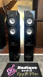 Energy Connoisseur CF-30 2.5-Way Tower Speakers — Made in Canada