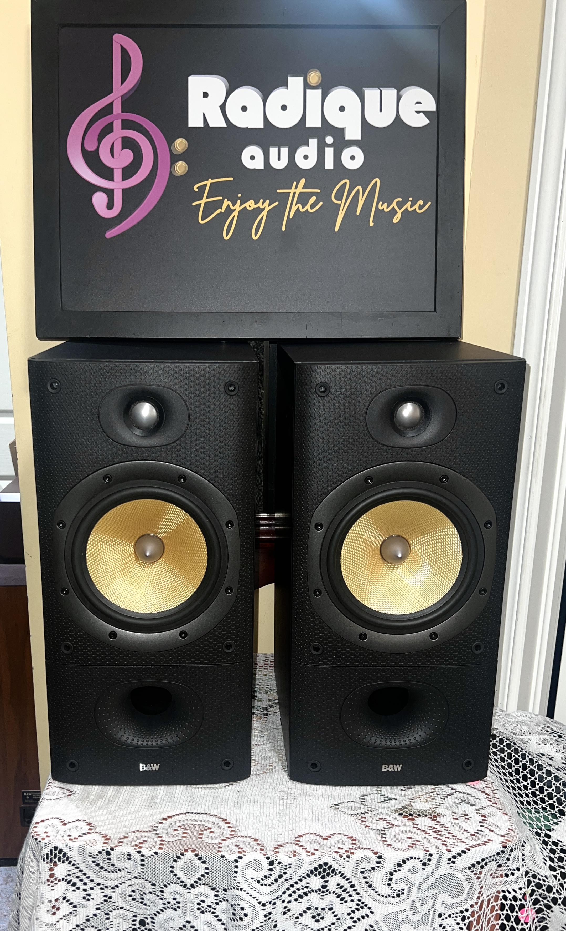 b&w dm602 s3 july 2026 1 B&W DM602 S3 Stand-Mount Speakers — 90dB | Kevlar | UK - Image 1