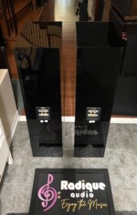 Energy Connoisseur C-8 Tower Speakers, High Gloss Black, Canada - Image 5