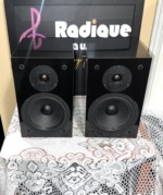 NHT SuperOne 6.5″ 2-Way Sealed Bookshelf Speakers — Gloss Black