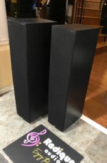 Axiom CT-60 Floorstanding Speakers 2.5 Way – Canadian-Made - Image 2