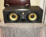 Thoroughly tested B&W CC6 center channel with dual Kevlar drivers, magnetic shielding, made in England. Covered by our Bumper to Bumper Warranty.