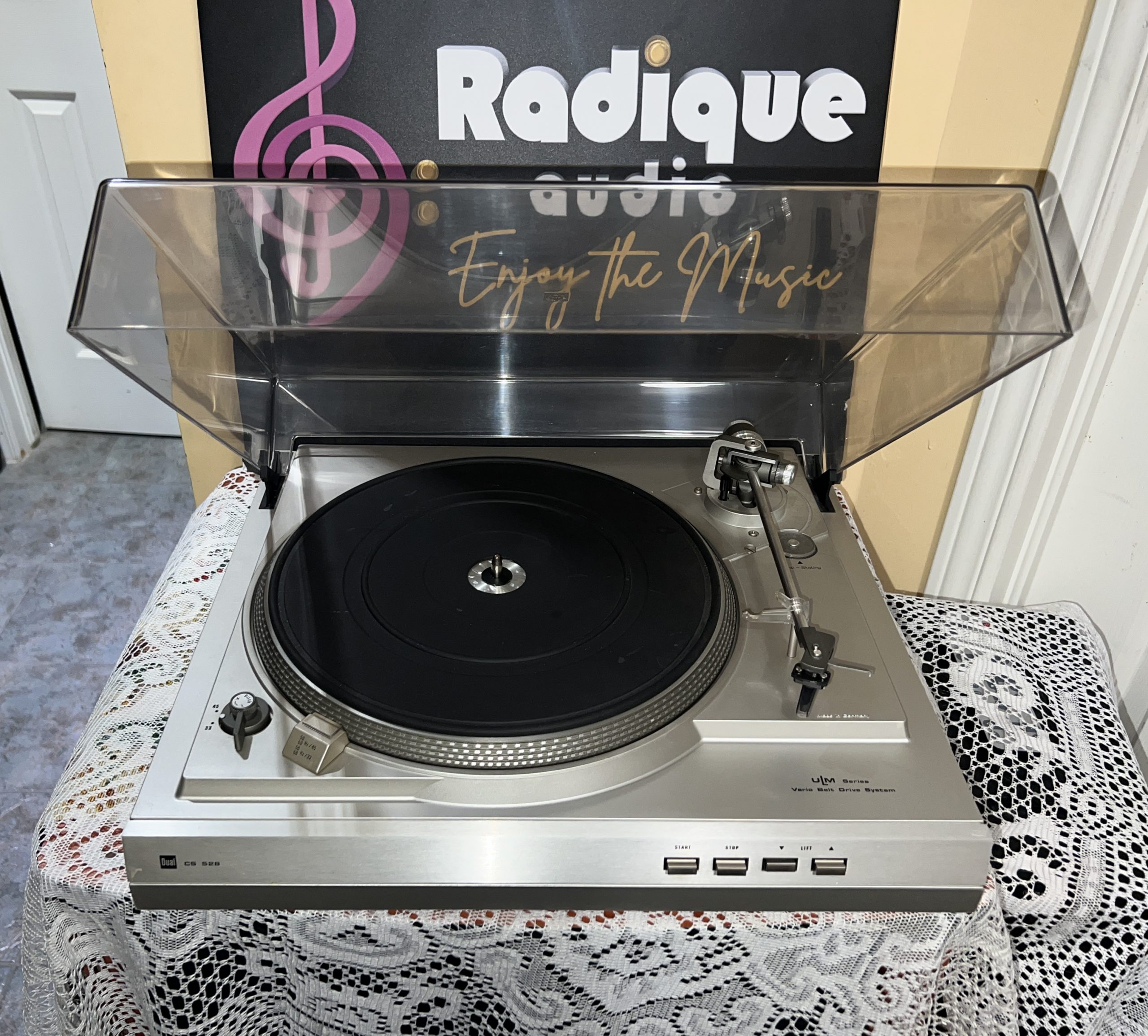 Dual-CS-528-1-p3 Dual CS-528 Belt-Drive Turntable - Made in Germany, Serviced - Image 1