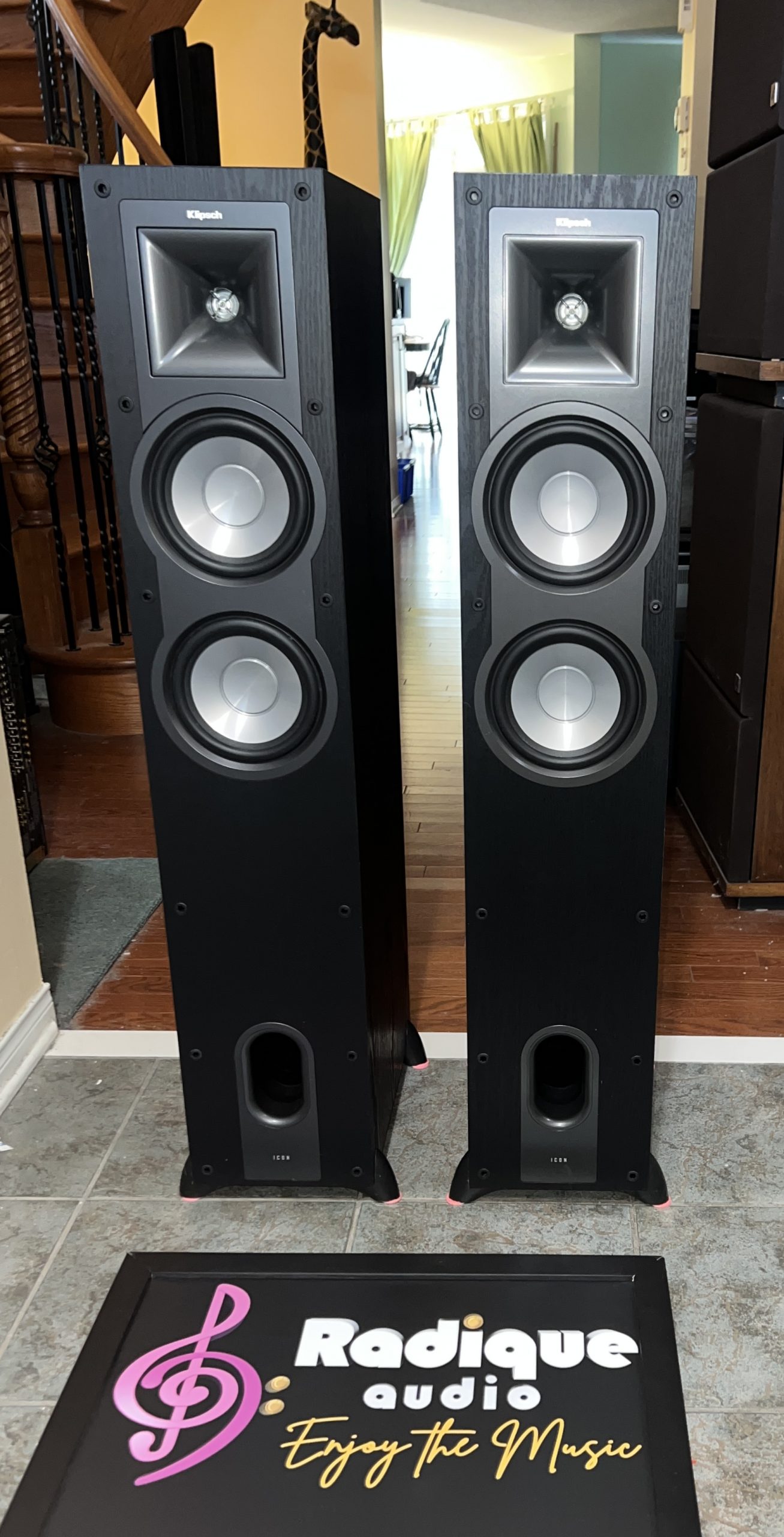 Klipsch-KF-26-Icon-1-p3-1 Klipsch KF-26 Icon 400W Peak! Floorstanding Speakers - Image 1