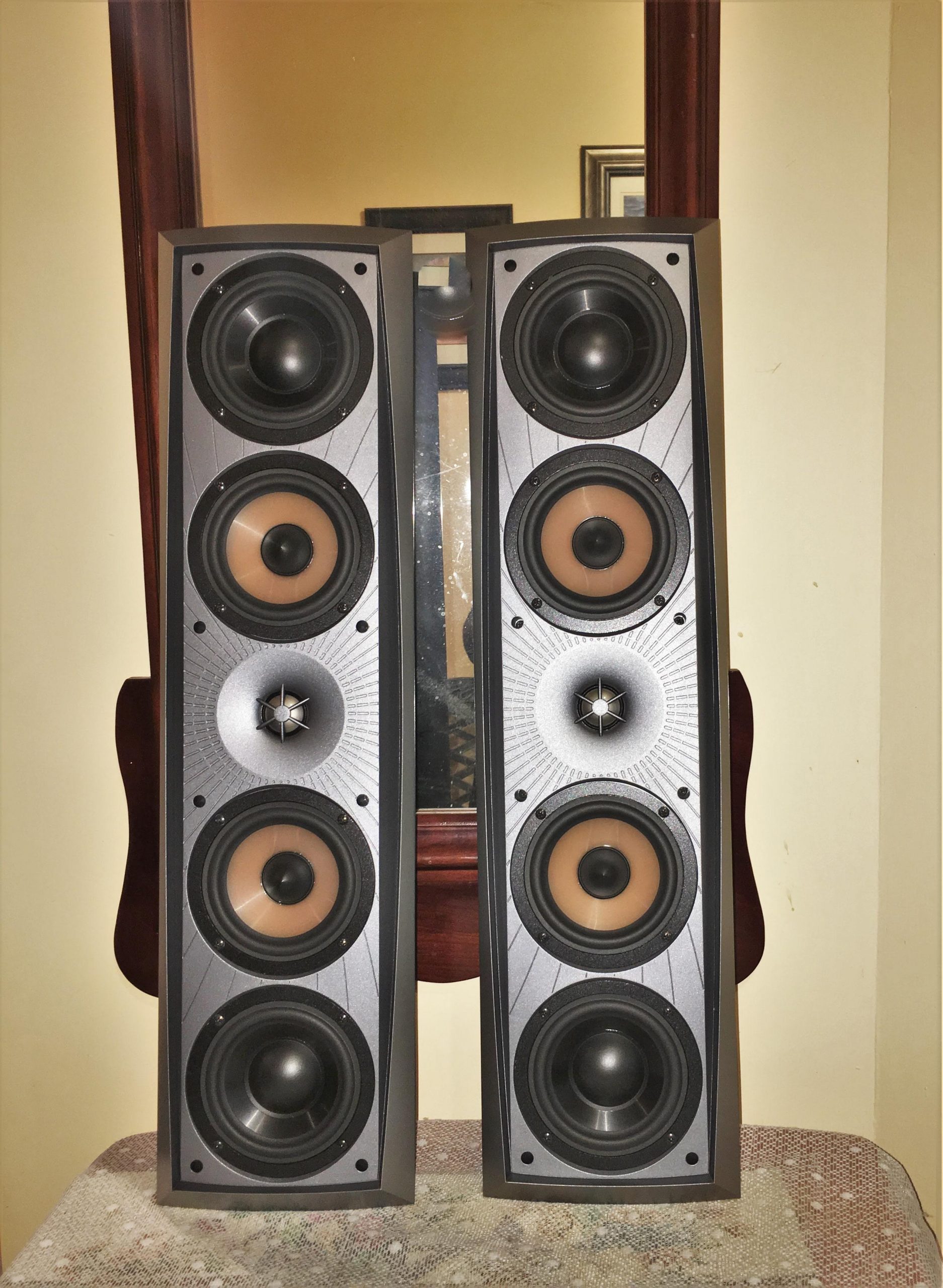 Paradigm-3-Way-LCR-On-Wall-Speakers-Cinema-330-v3-3-p3 Paradigm 3-Way LCR - On-Wall Speakers Cinema 330 v3 Silver (Pair) - Image 1