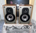 Paradigm Mini Monitor v2 Bookshelf Speakers -Light Cherry Finish