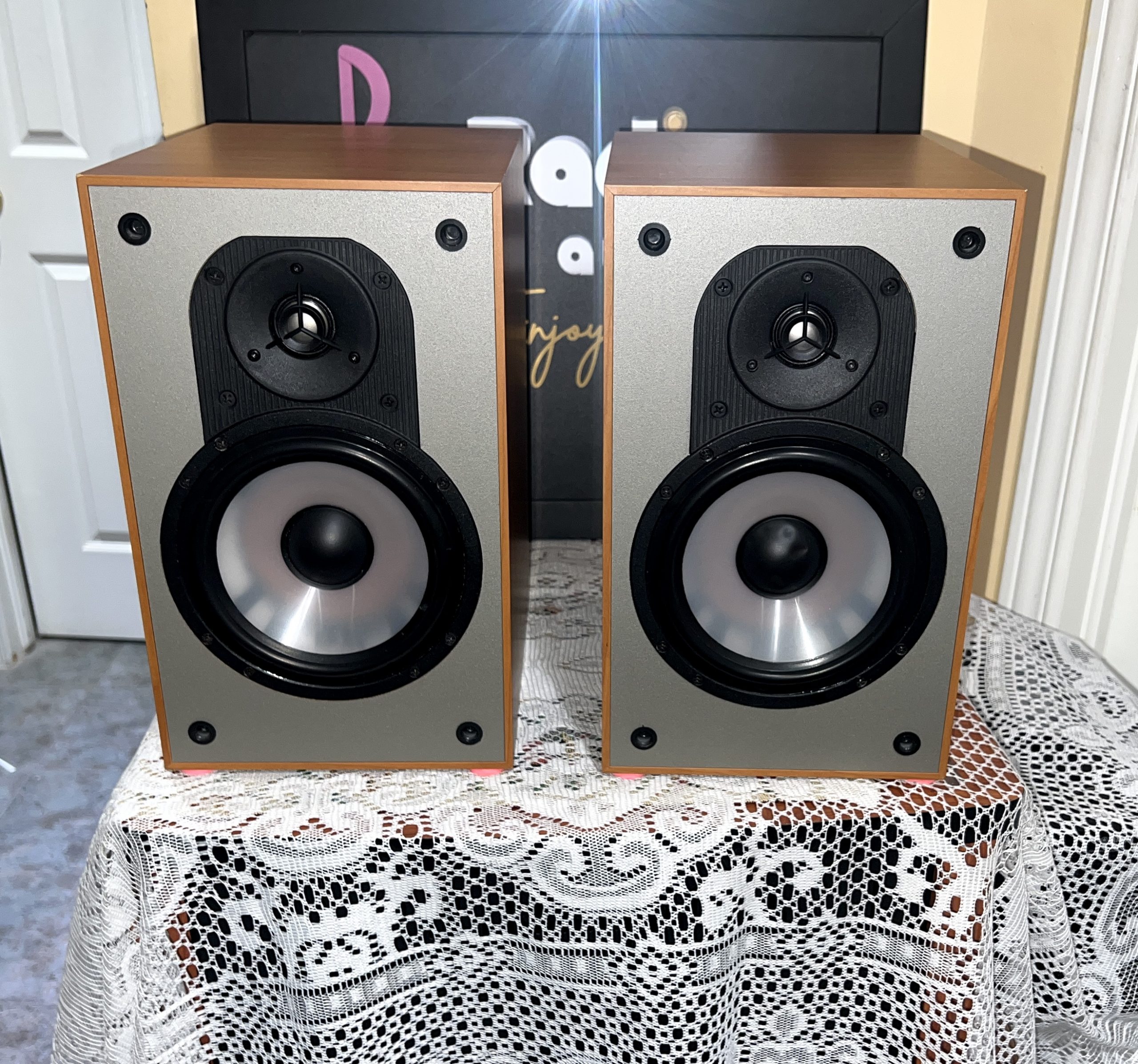 Paradigm-Mini-Monitor-v2-cherry-march-2026-1-p3 Paradigm Mini Monitor v2 Bookshelf Speakers -Light Cherry Finish - Image 1